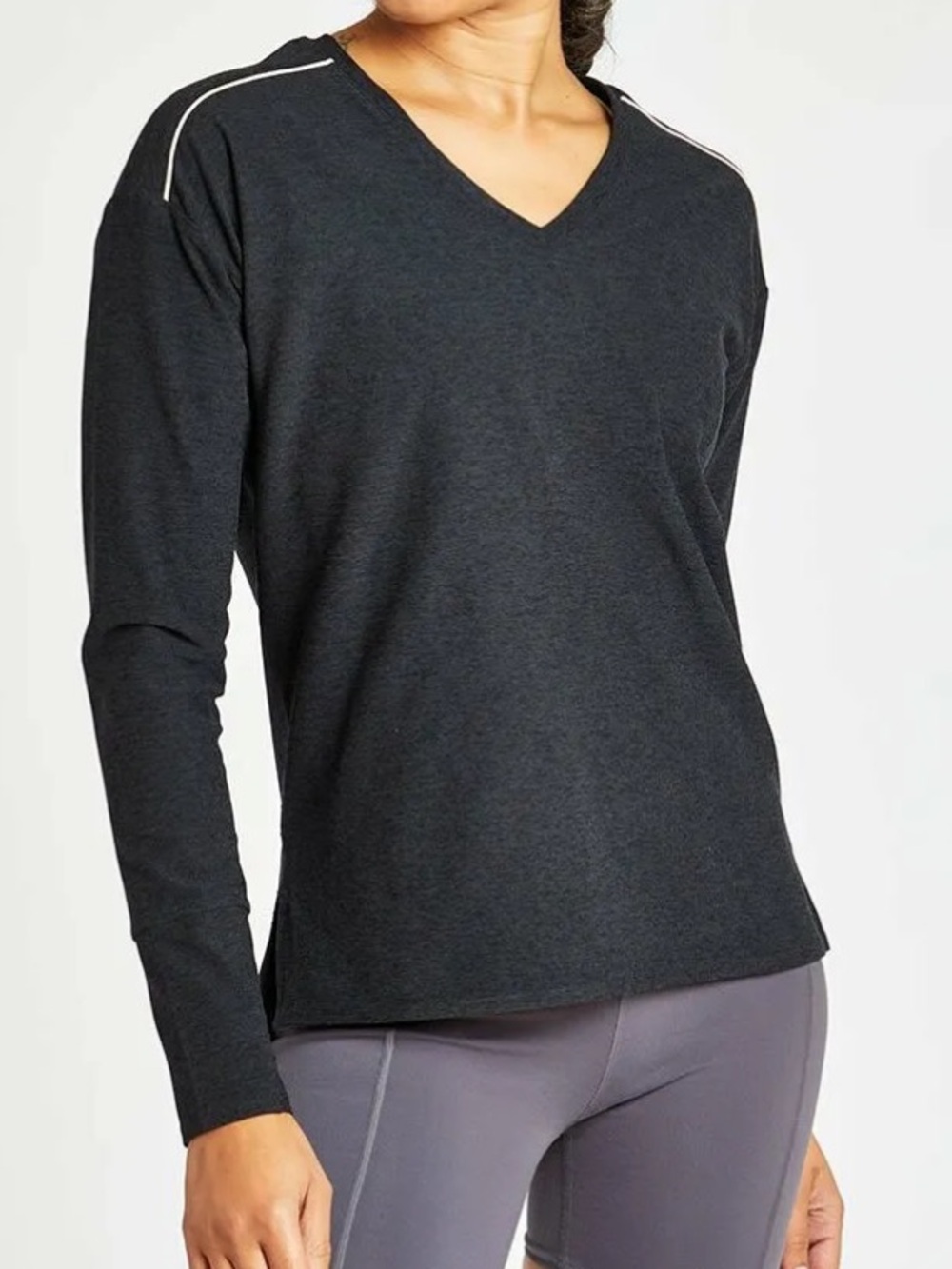Oiselle Lux V-Neck Long Sleeve Black Women’s Size 4